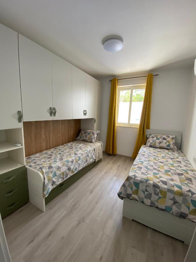 Modern Apartment With Large Outdoor Area - Sleeps 7, Close To Malta International Airport Luqa Exterior photo